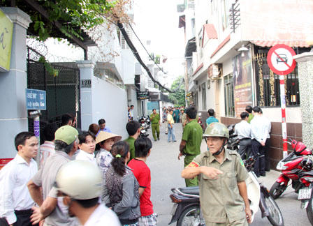 Điên cuồng sát hại người yêu rồi tự vẫn giữa phố